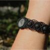 Bracelet macramé "etre soi" noir quartz rutile