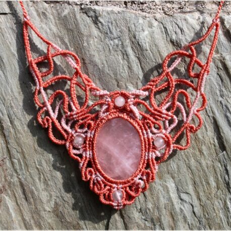 Collier macrame quartz rose